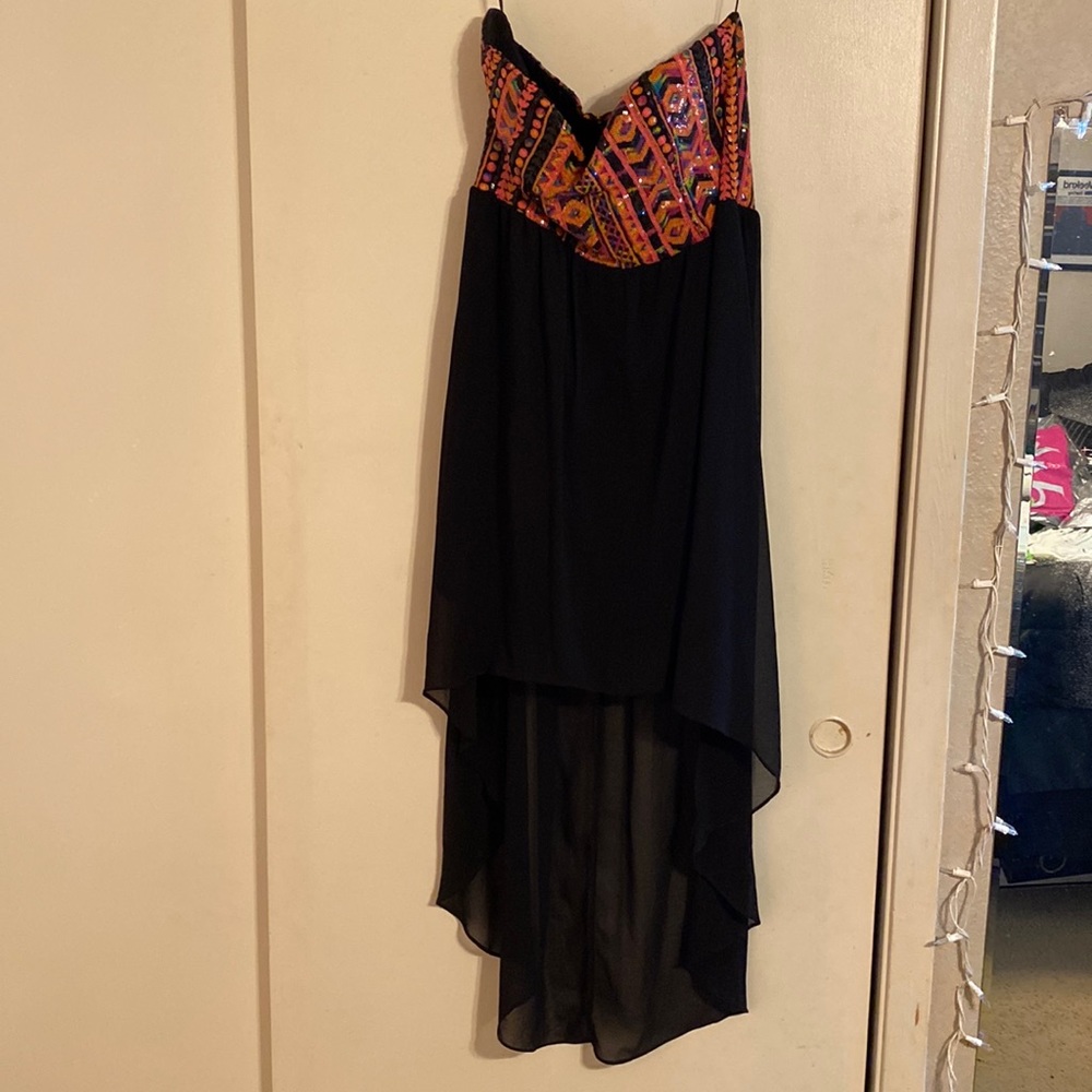 Strapless, sequin, formal dress.